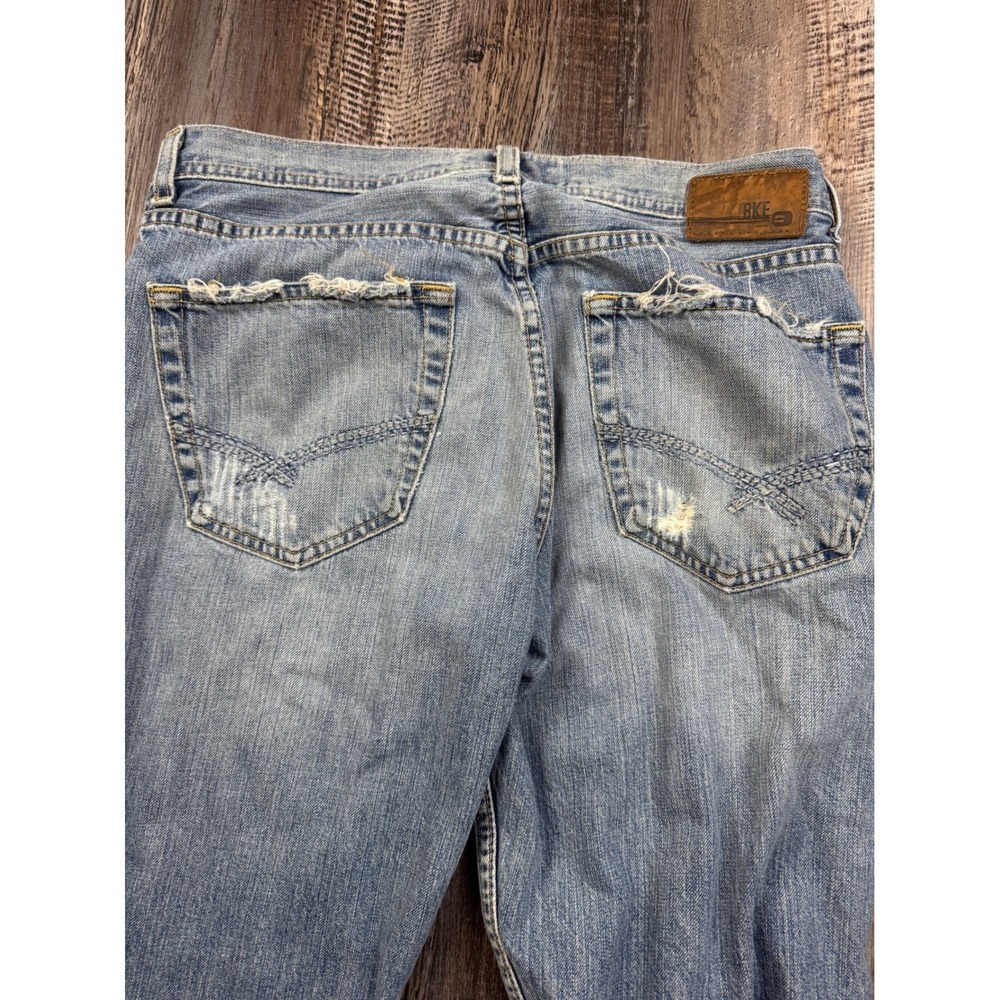 BKE Mens Bootcut Distressed Light Wash Denim Jeans 32 Short 34x30 Actual - Picture 7 of 8